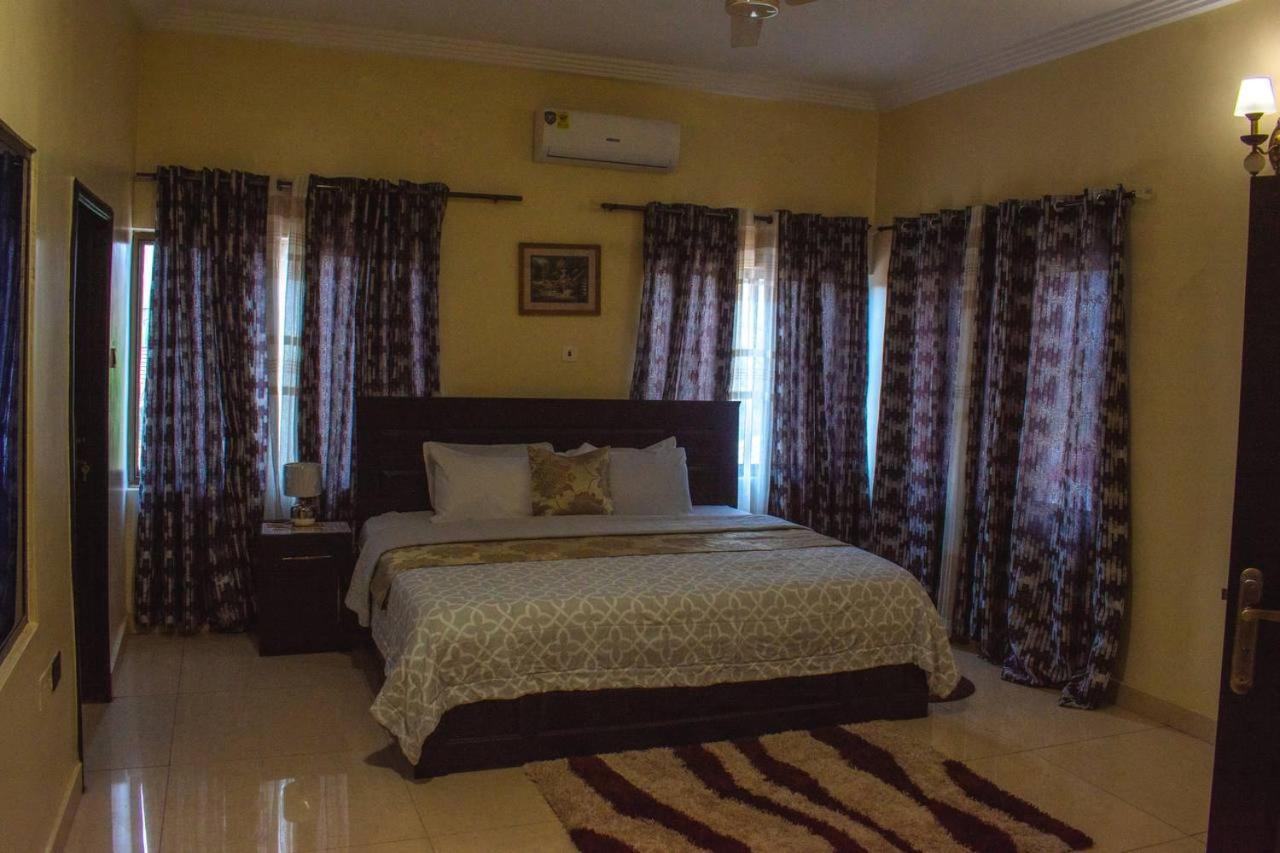 Afranasa Inn Тема Экстерьер фото