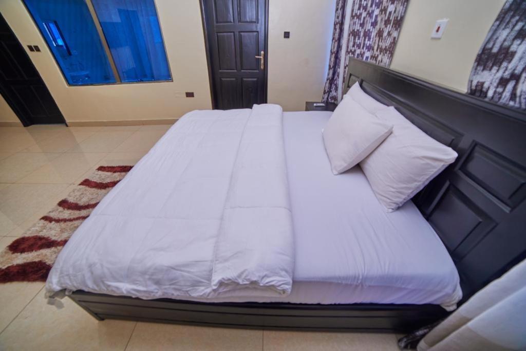 Afranasa Inn Тема Экстерьер фото