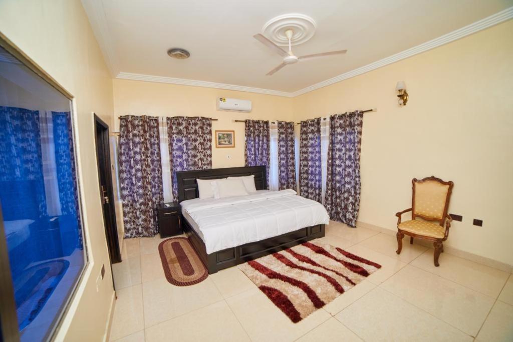 Afranasa Inn Тема Экстерьер фото