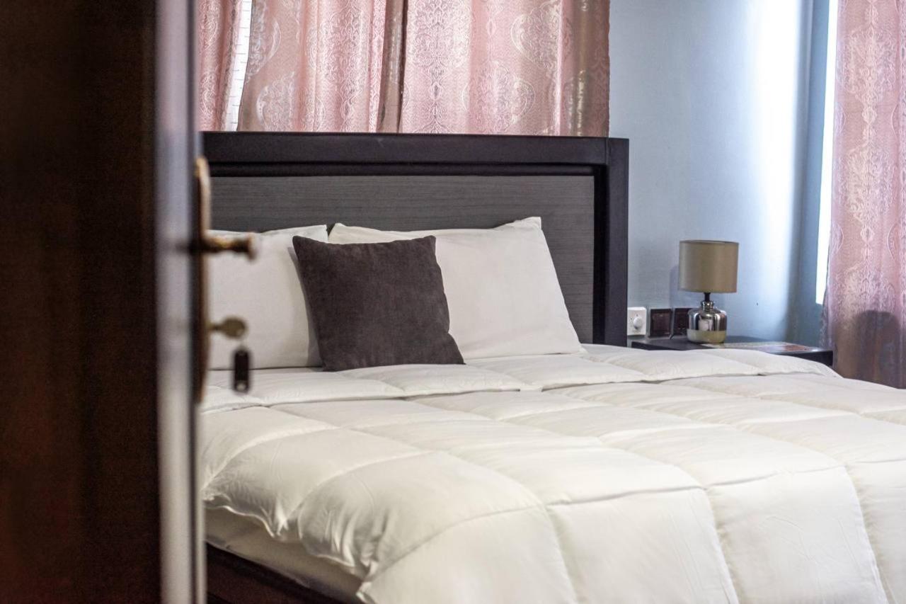 Afranasa Inn Тема Экстерьер фото